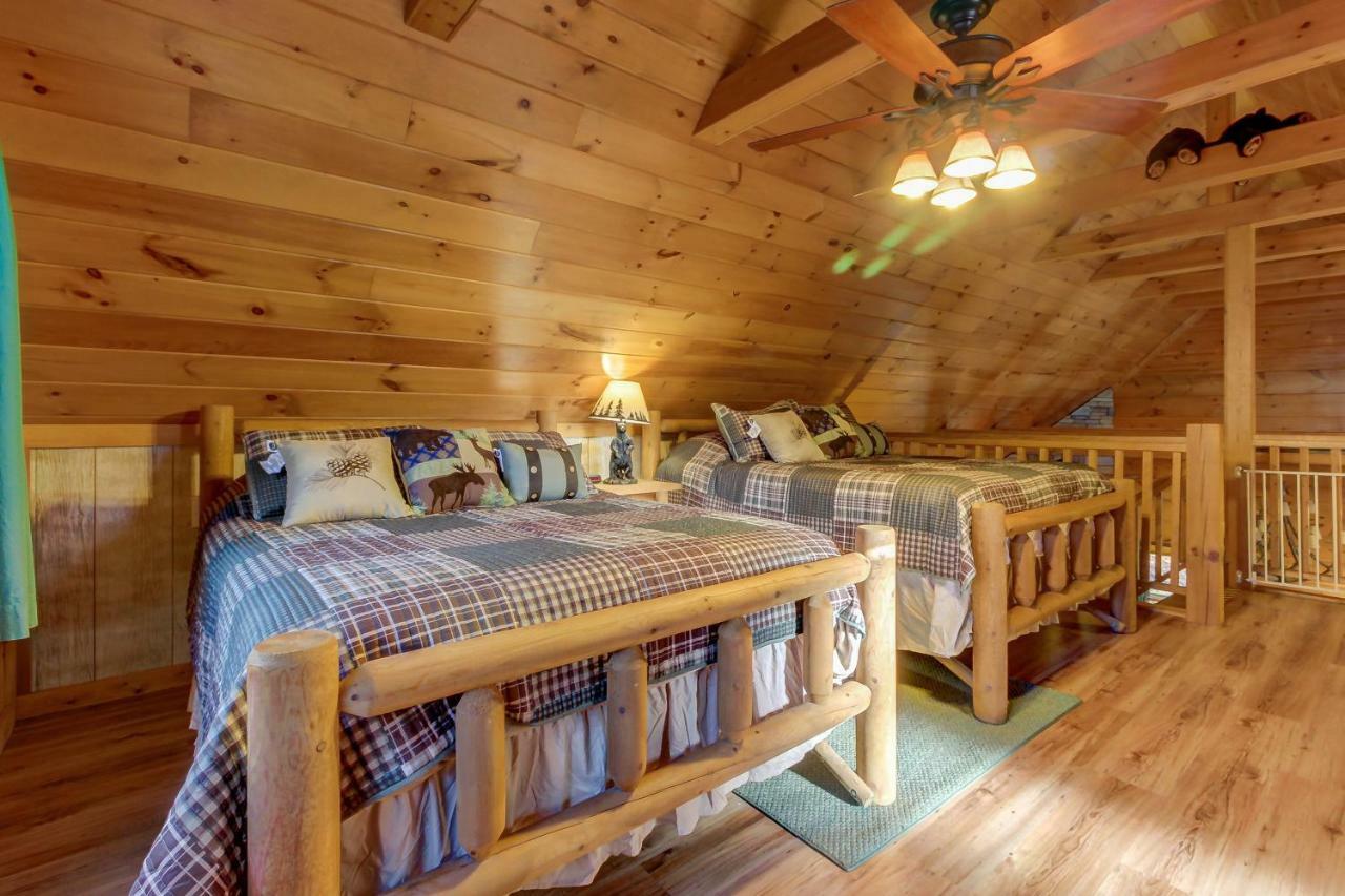Two Bears Cabin แวร์แวลเลย์ ภายนอก รูปภาพ