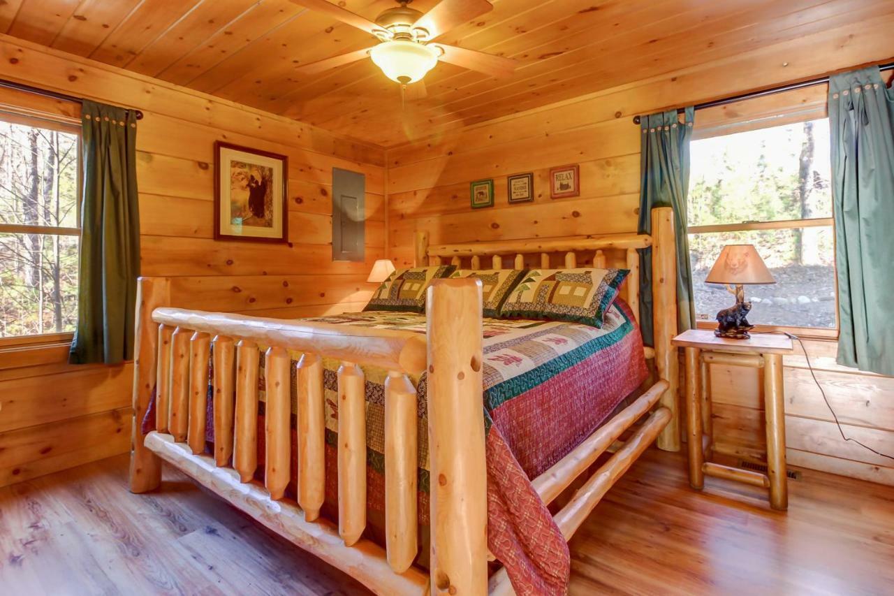Two Bears Cabin แวร์แวลเลย์ ภายนอก รูปภาพ