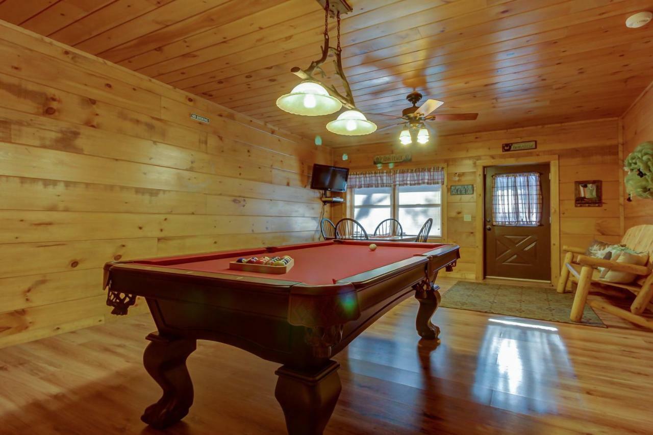 Two Bears Cabin แวร์แวลเลย์ ภายนอก รูปภาพ