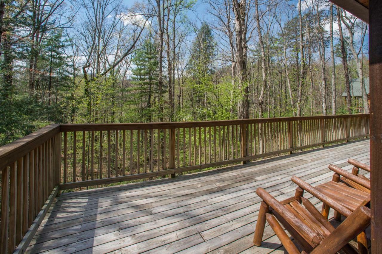 Two Bears Cabin แวร์แวลเลย์ ภายนอก รูปภาพ